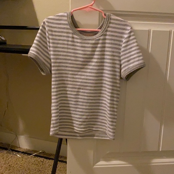 A striped cropped T-shirt - Picture 1 of 1